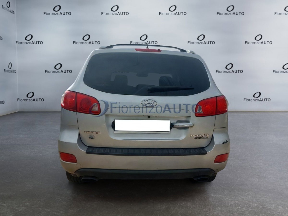 Hyundai Santa Fe 2.2 CRDi VGT aut.Dyn. Sun 5p.ti (4)