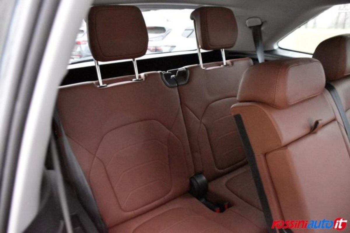 Skoda Kodiaq 2.0 TDI EVO SCR 4x4 DSG 7 posti Executive (19)