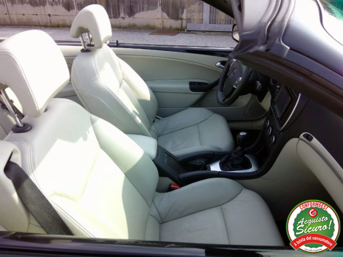 Saab 9-3 Cabrio 1.9 TiD 16V DPF Vector (13)