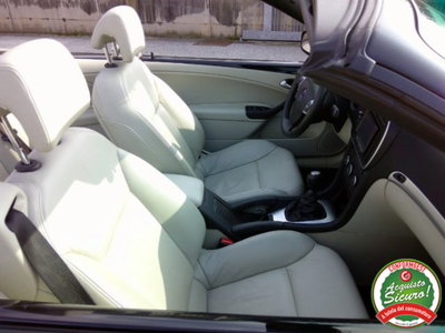 Saab 9-3 Cabrio 1.9 TiD 16V DPF Vector (13)