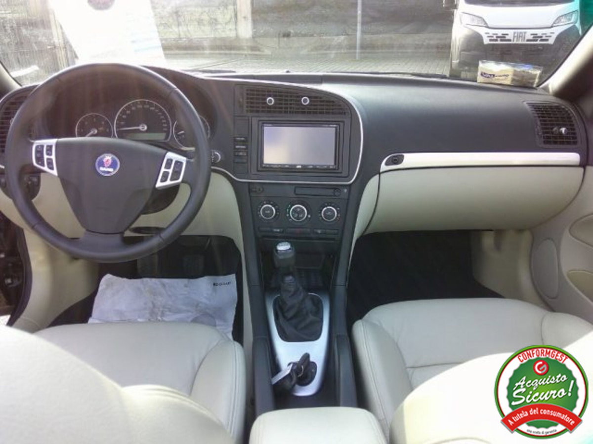 Saab 9-3 Cabrio 1.9 TiD 16V DPF Vector (15)