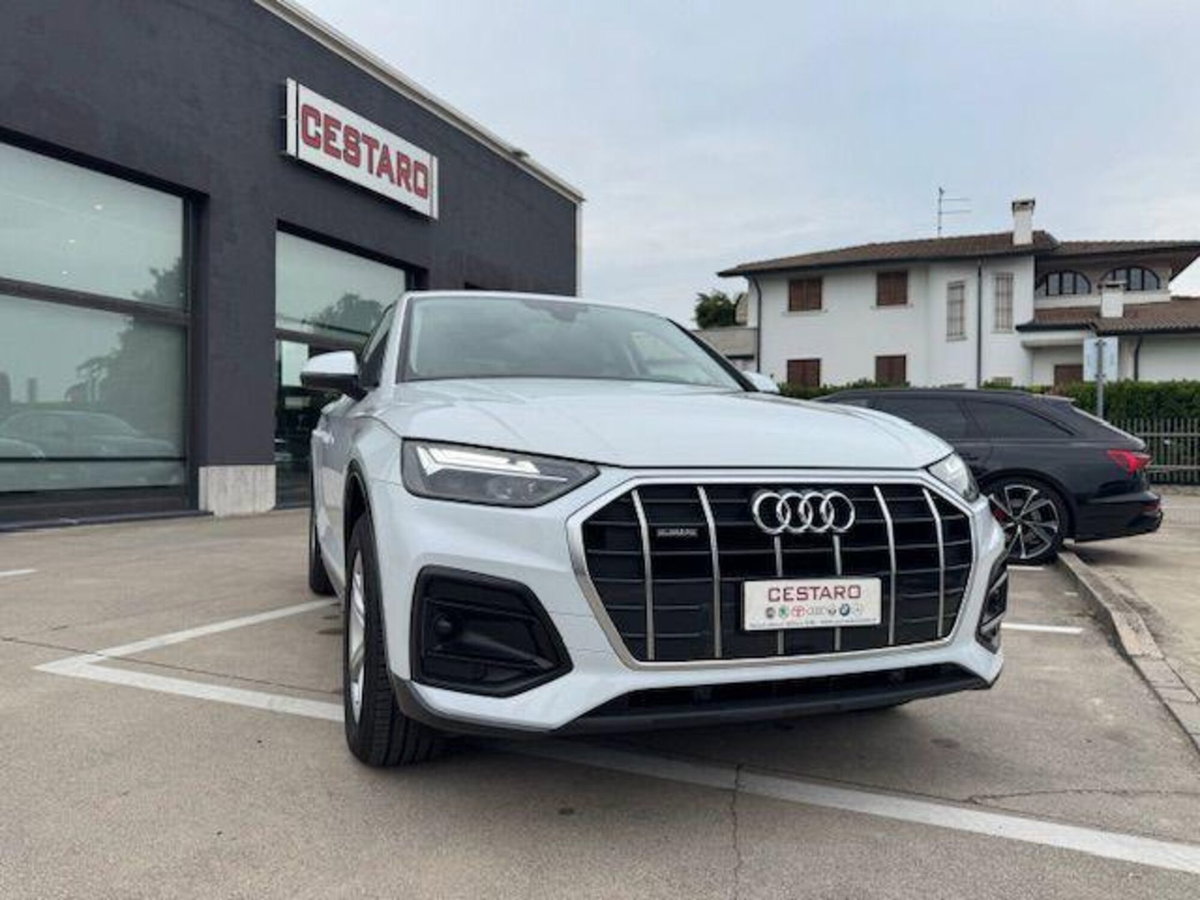 Audi Q5 Sportback 40 2.0 tdi mhev 12V Business Advanced quattro s-tronic