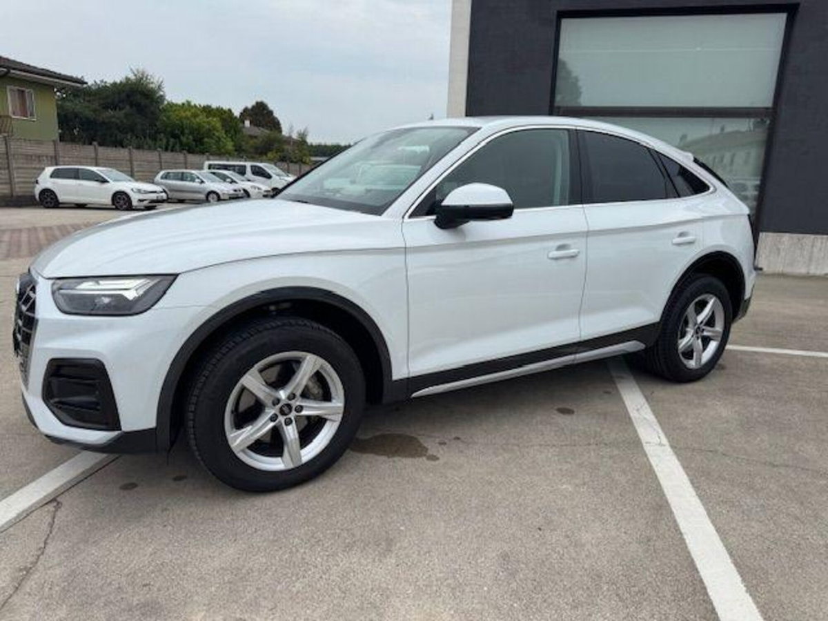 Audi Q5 Sportback 40 2.0 tdi mhev 12V Business Advanced quattro s-tronic (10)