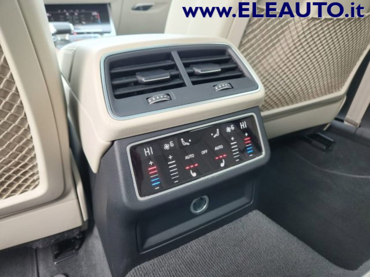 Audi A6 Avant e-Tron Business 286cv (16)