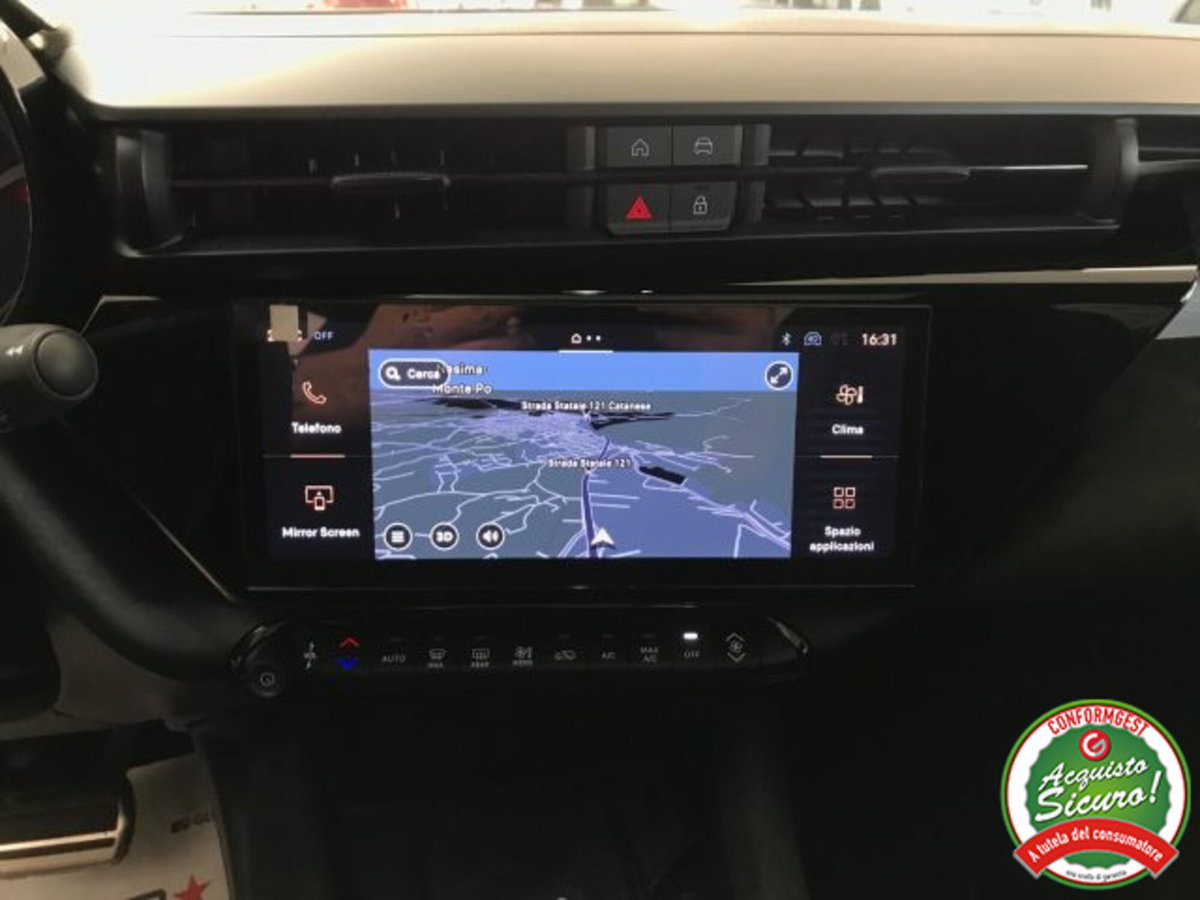 Alfa Romeo Junior 1.2 ibrida Q4 Intensa 145cv edct6 (10)