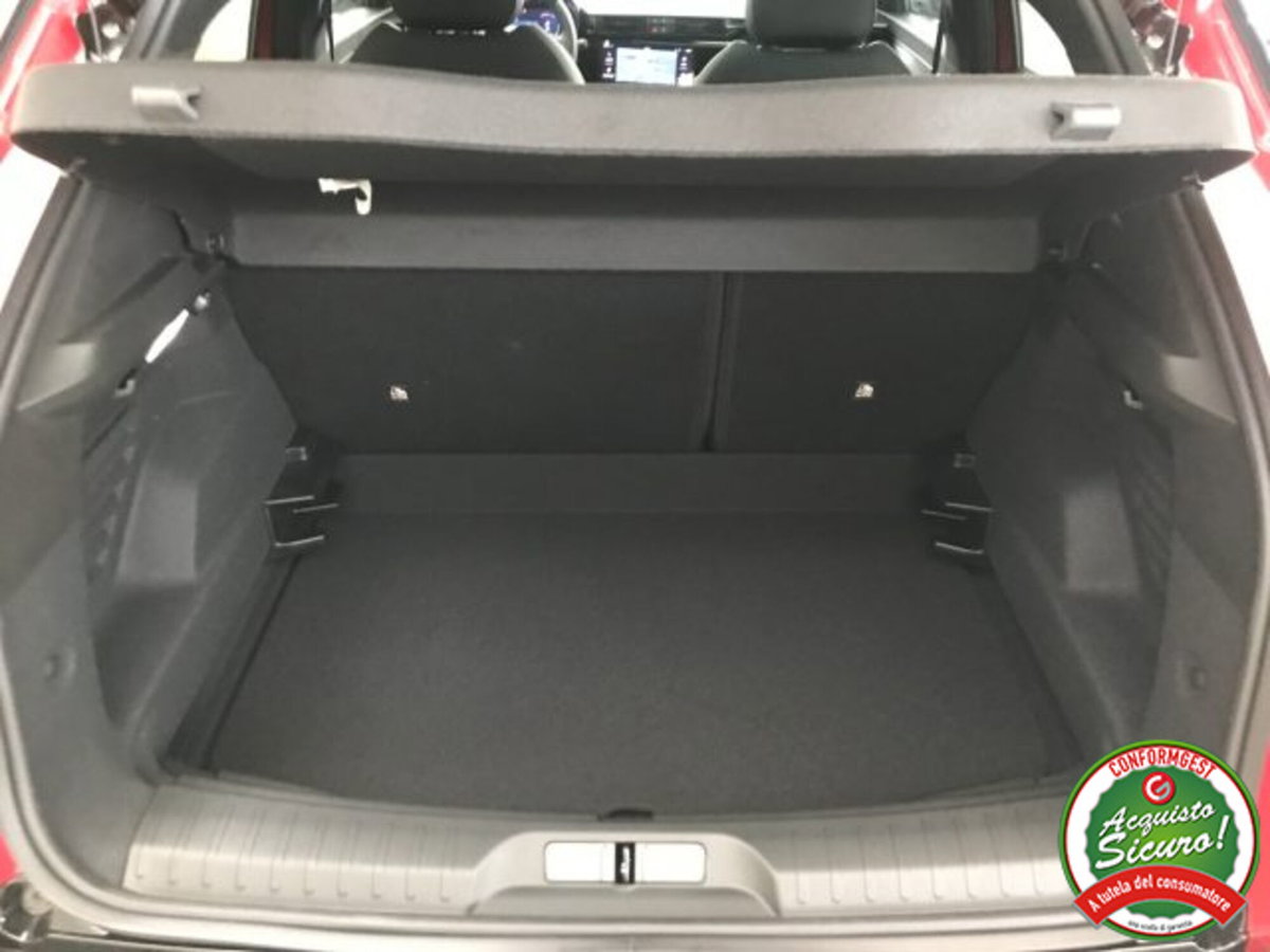 Alfa Romeo Junior 1.2 ibrida Q4 Intensa 145cv edct6 (7)