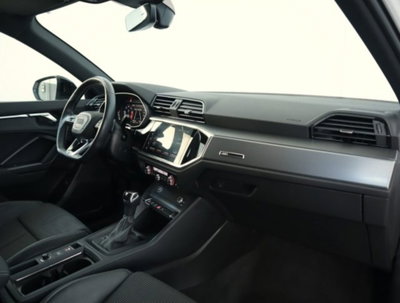 Audi Q3 35 TDI quattro S tronic S line edition (12)