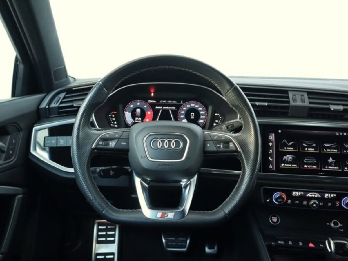 Audi Q3 35 TDI quattro S tronic S line edition (14)