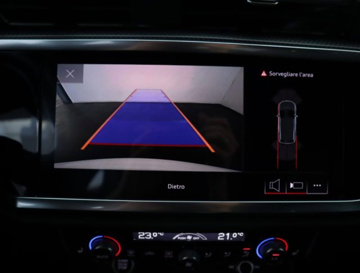 Audi Q3 35 TDI quattro S tronic S line edition (16)