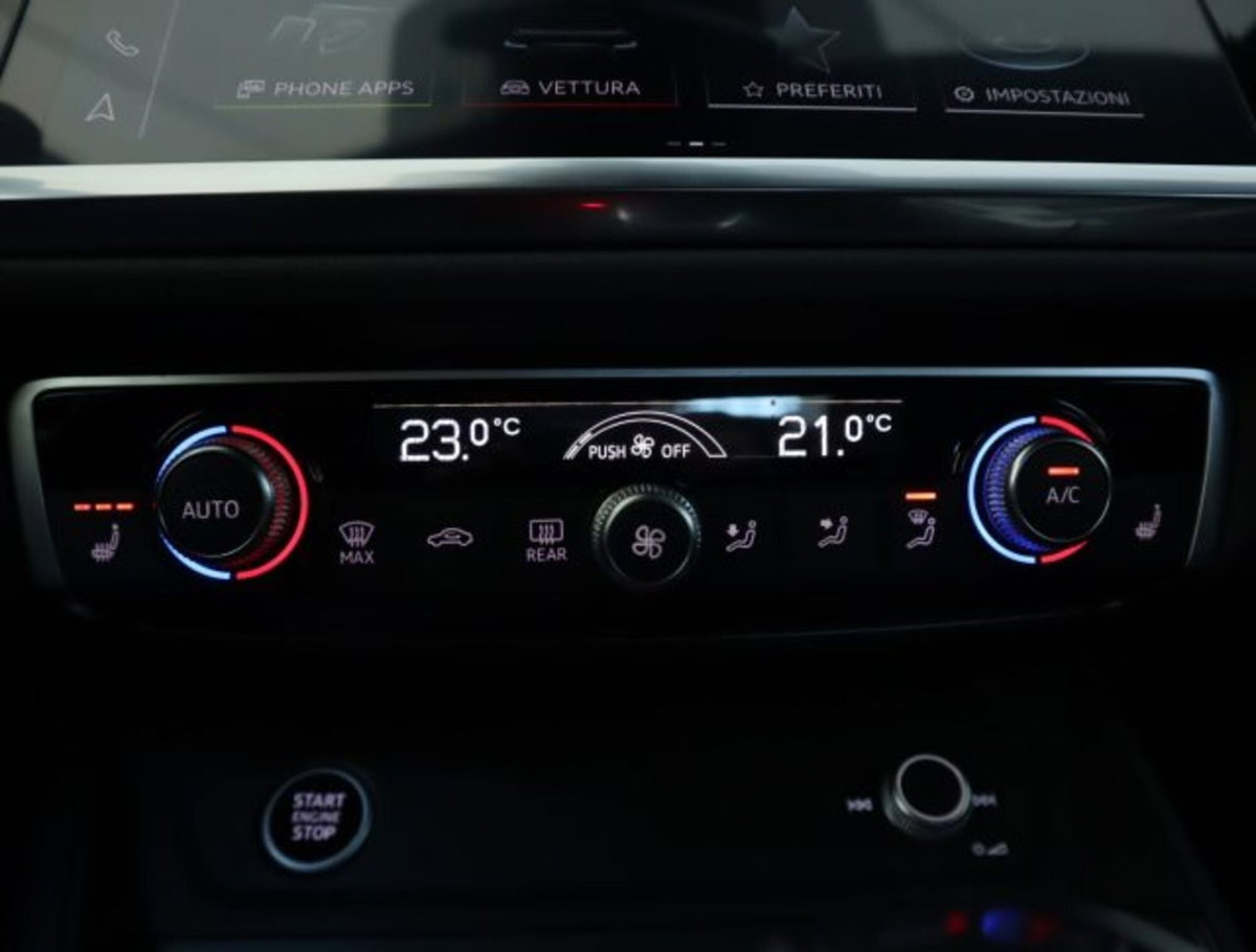 Audi Q3 35 TDI quattro S tronic S line edition (18)