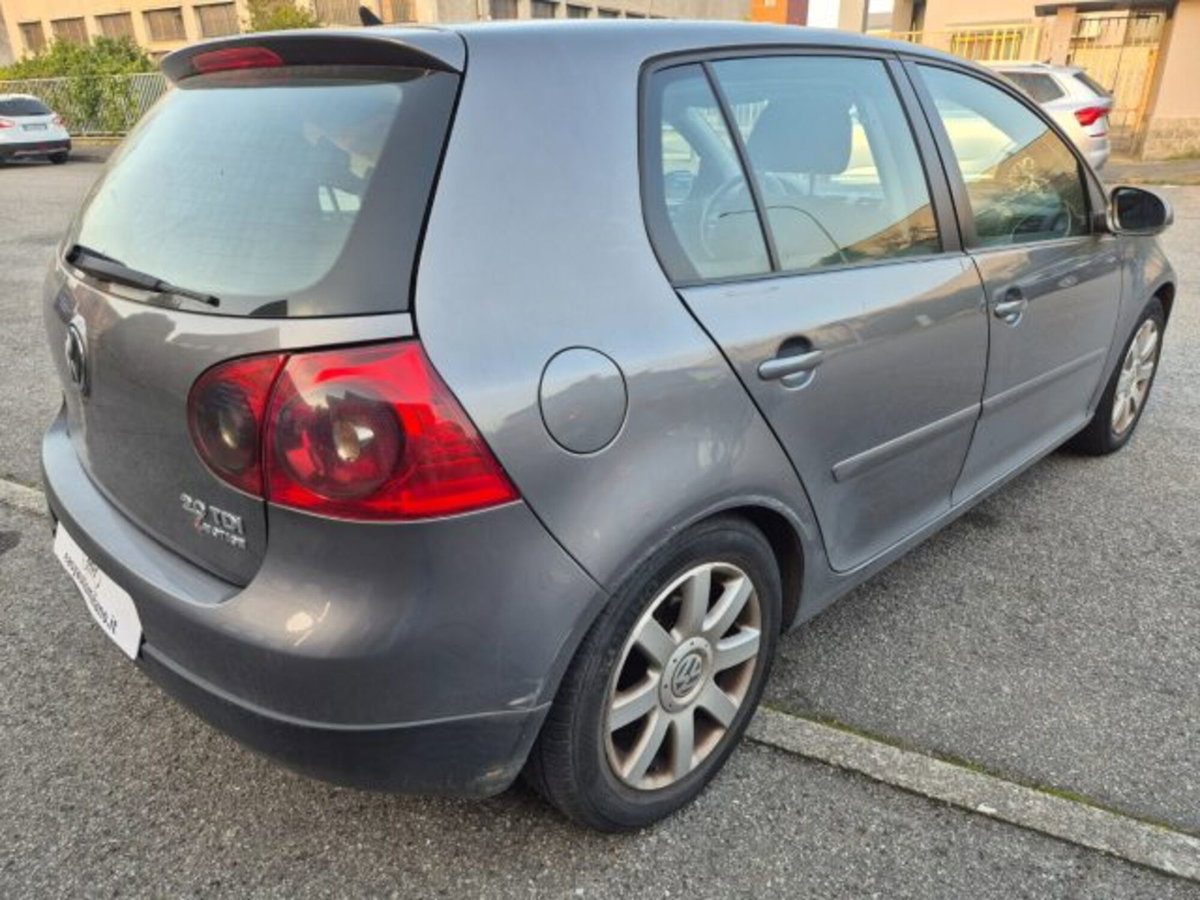 Volkswagen Golf 2.0 16V TDI 4mot. 5p. Sportline (4)