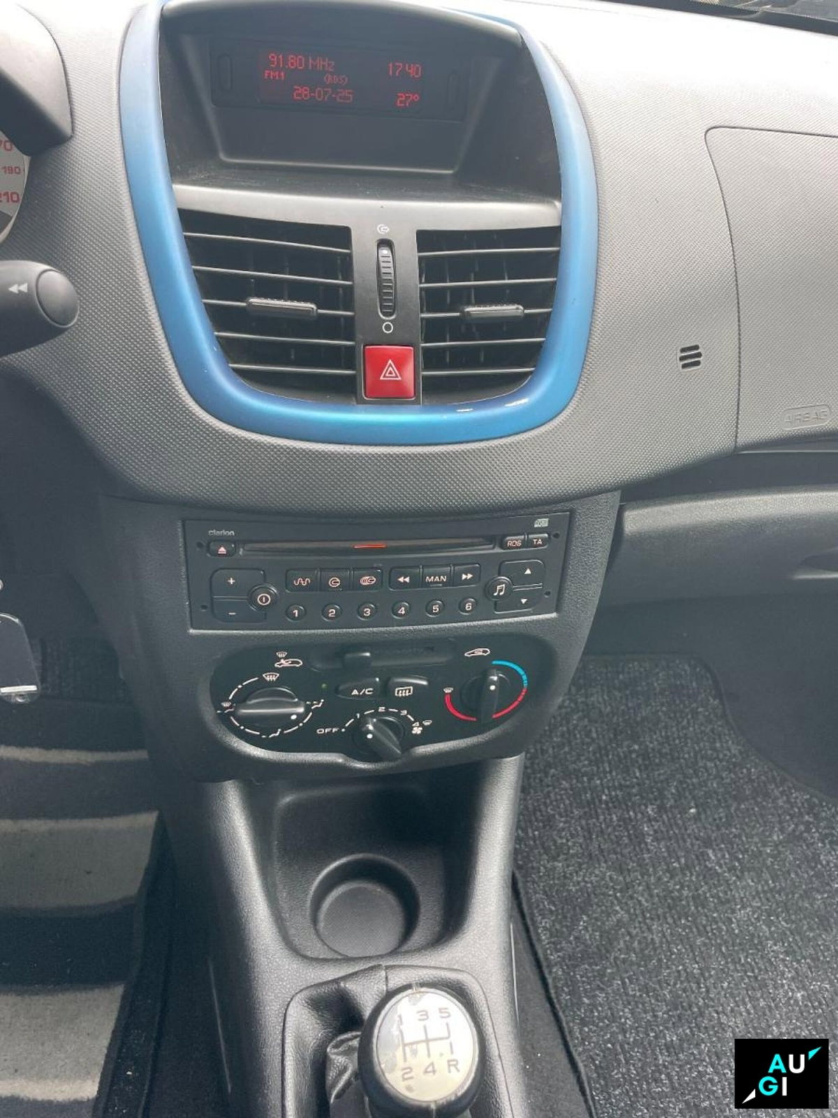 Peugeot 206 60CV 3p. Urban (4)