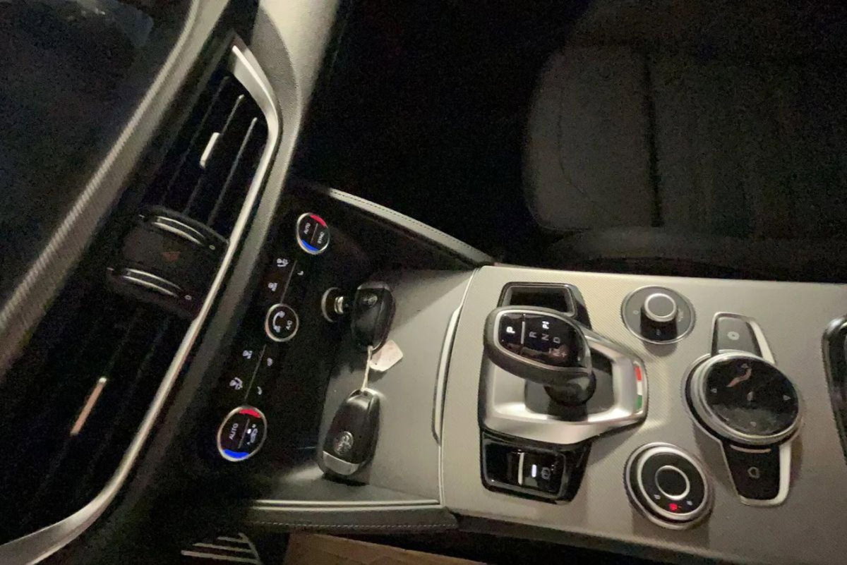 Alfa Romeo Stelvio Stelvio 2.2 Turbodiesel 210 CV AT8 Q4 GT Junior (19)