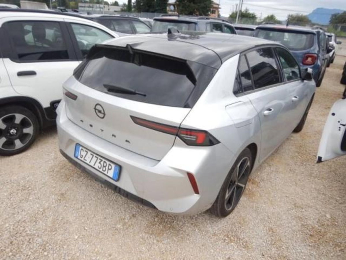 Opel Astra 1.2 Turbo 130 CV AT8 GS Line (3)