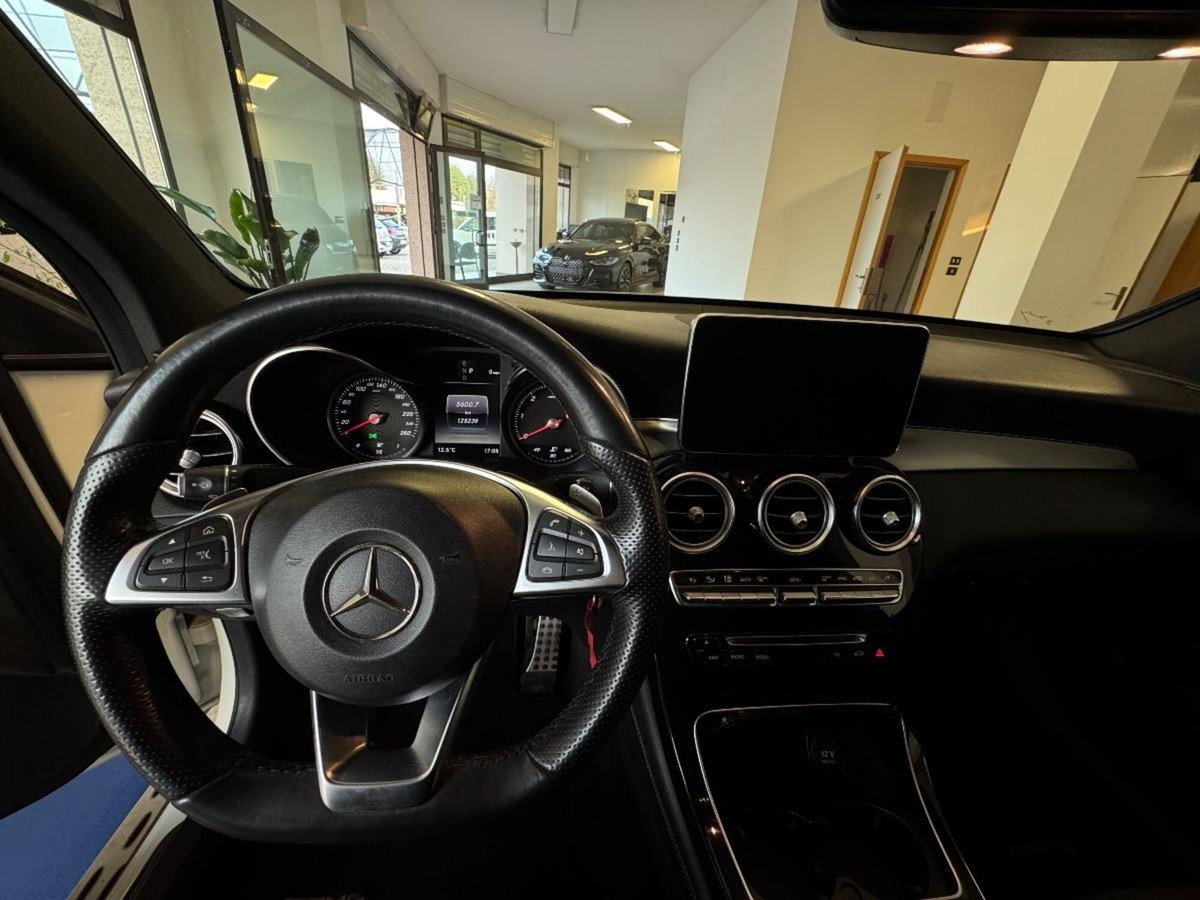 Mercedes-Benz GLC Coupé 220 d 4Matic Coupé Premium (10)