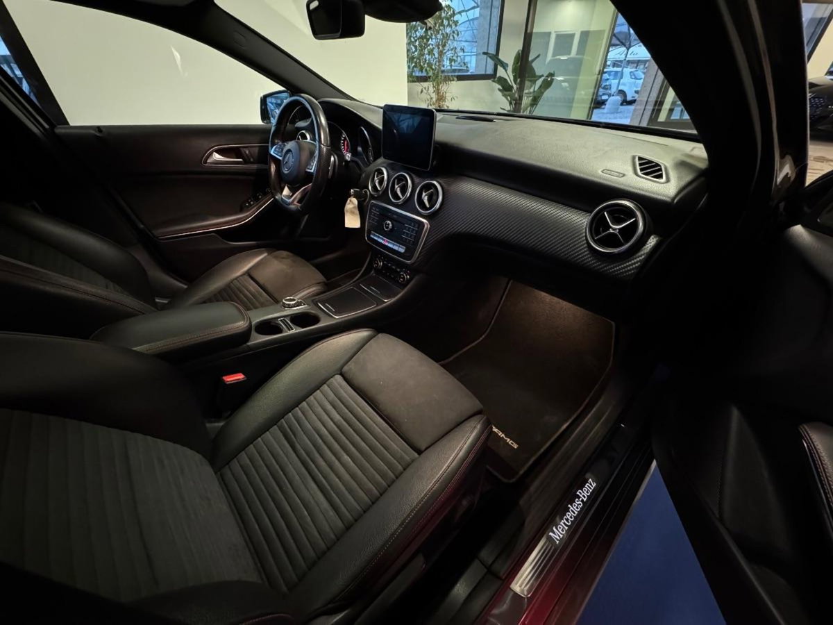 Mercedes-Benz Classe A 200 d Automatic Premium (12)