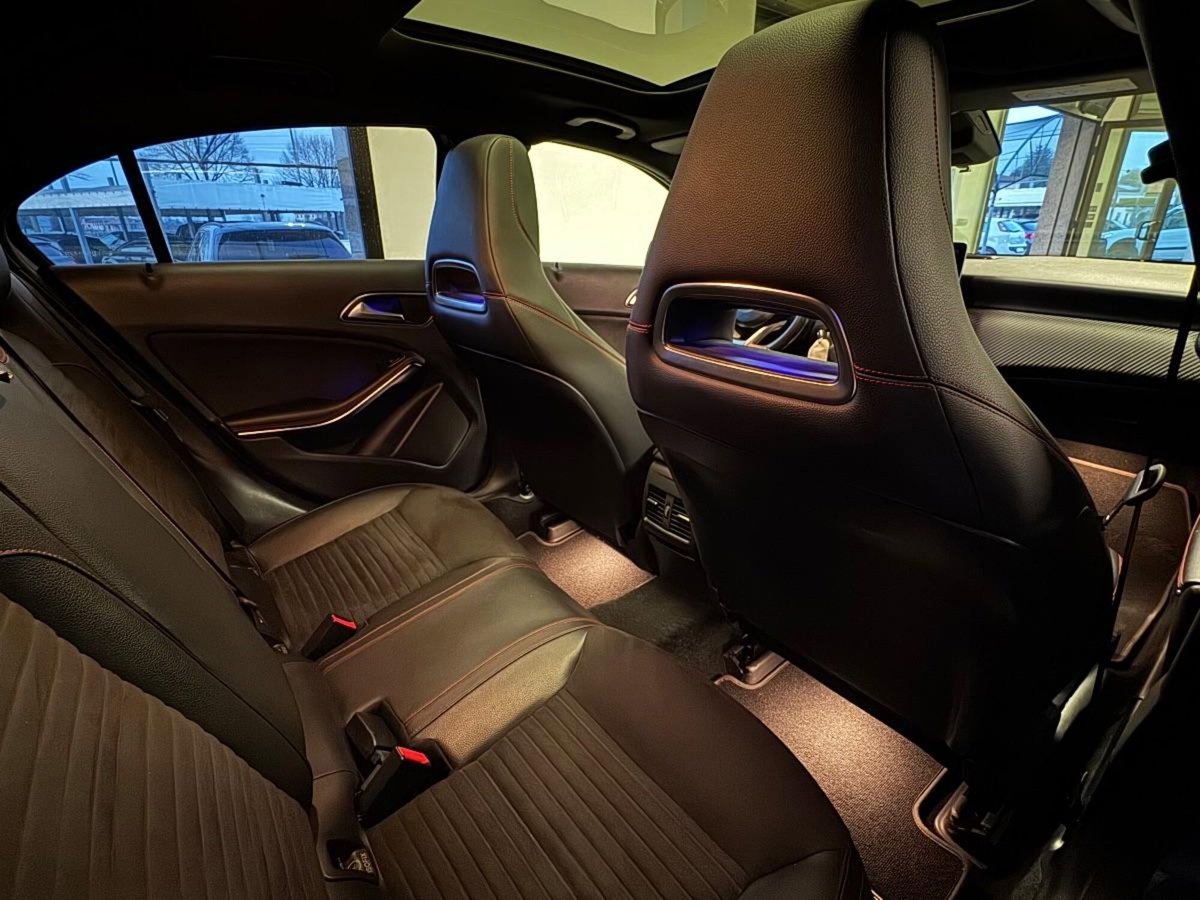 Mercedes-Benz Classe A 200 d Automatic Premium (13)