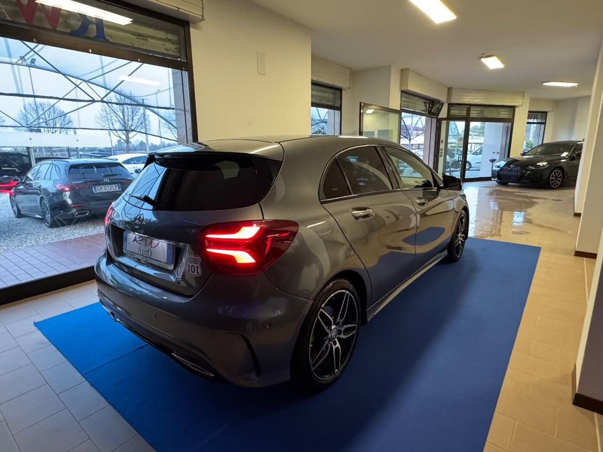 Mercedes-Benz Classe A 200 d Automatic Premium (5)