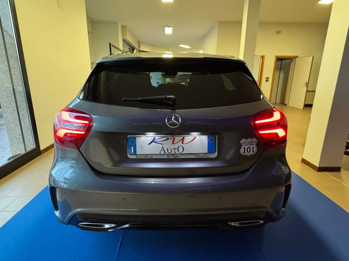 Mercedes-Benz Classe A 200 d Automatic Premium (6)