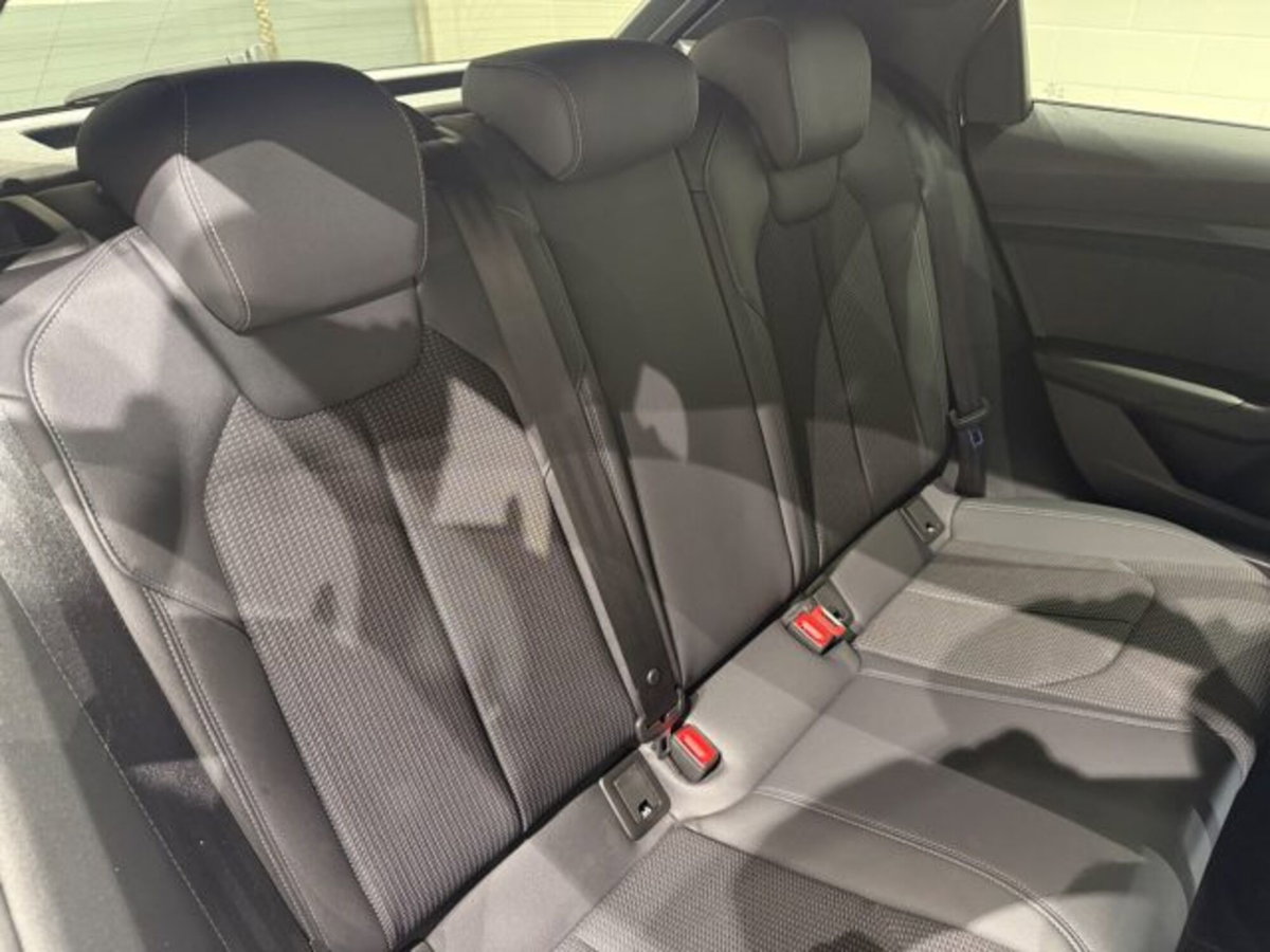 Audi A1 Sportback 30 TFSI S tronic S line edition (15)