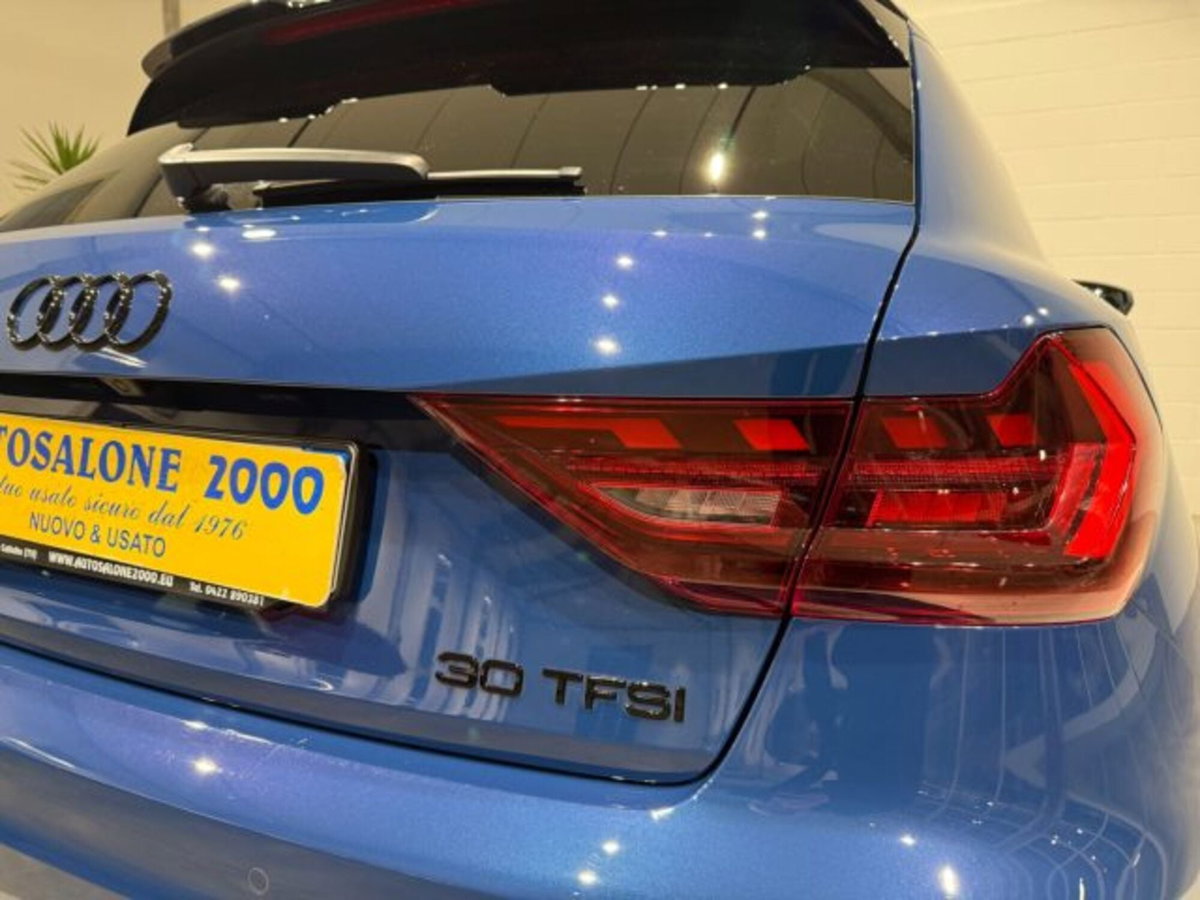 Audi A1 Sportback 30 TFSI S tronic S line edition (19)