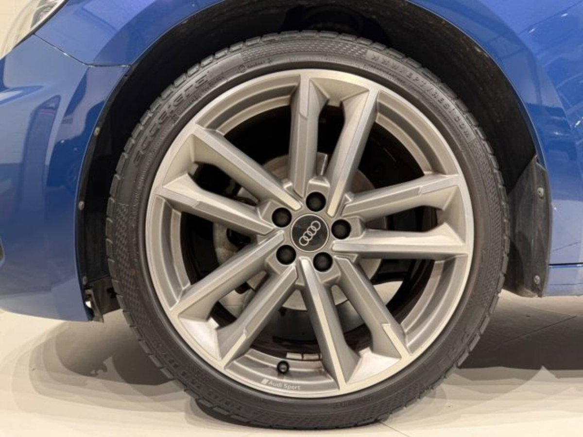 Audi A1 Sportback 30 TFSI S tronic S line edition (9)