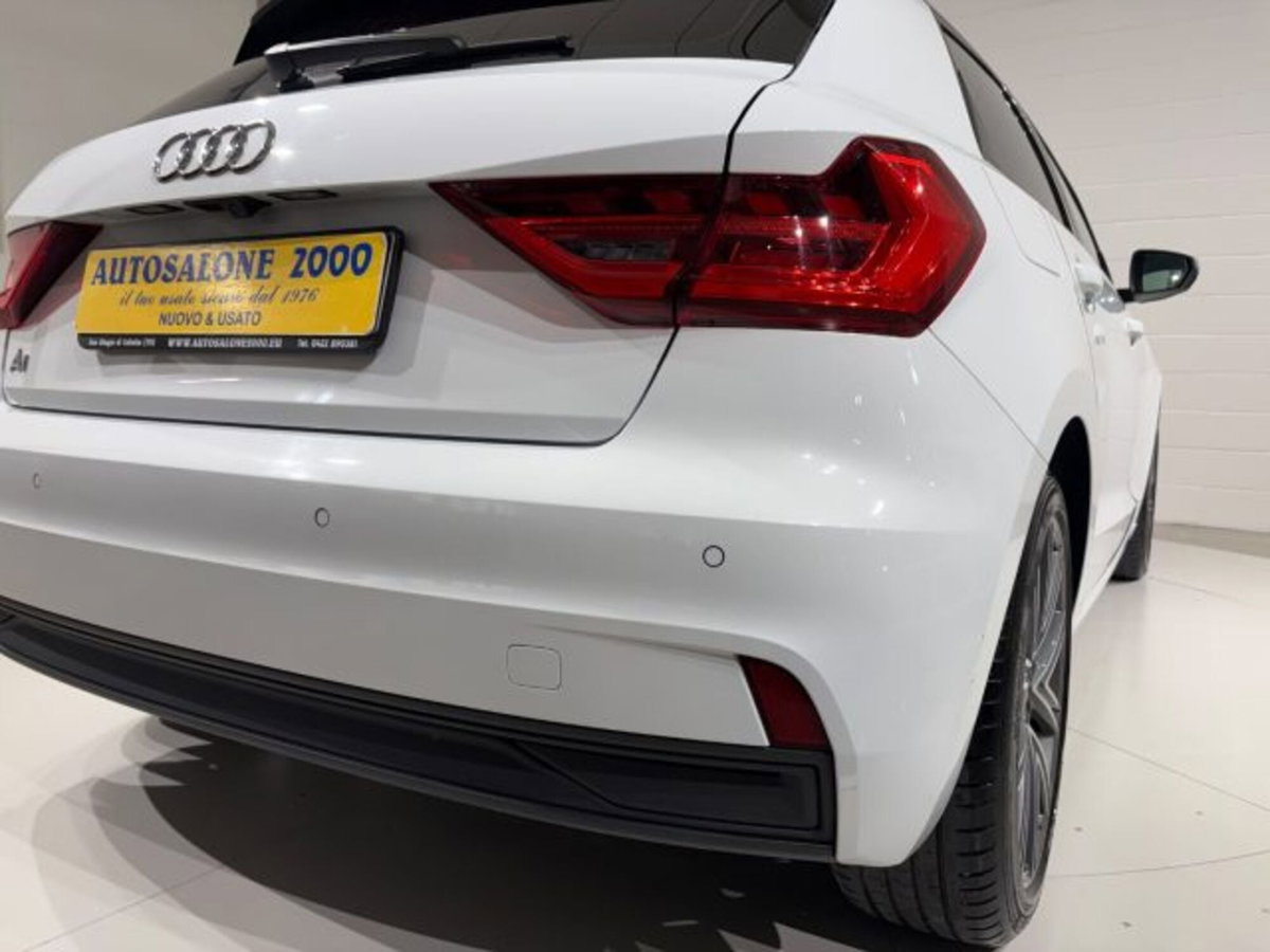Audi A1 Sportback Sportback 30 1.0 tfsi Business 110cv s-tronic (17)