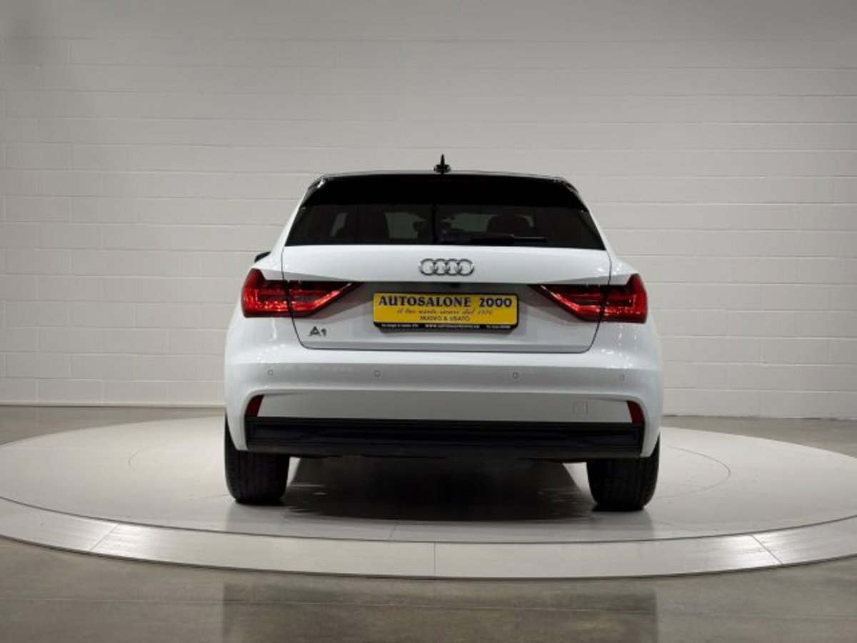 Audi A1 Sportback Sportback 30 1.0 tfsi Business 110cv s-tronic (4)