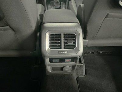 Volkswagen Tiguan 2.0 TDI SCR DSG Business BlueMotion Technology (7)