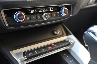 Audi Q3 Sportback 35 TDI quattro S tronic S line edition (8)