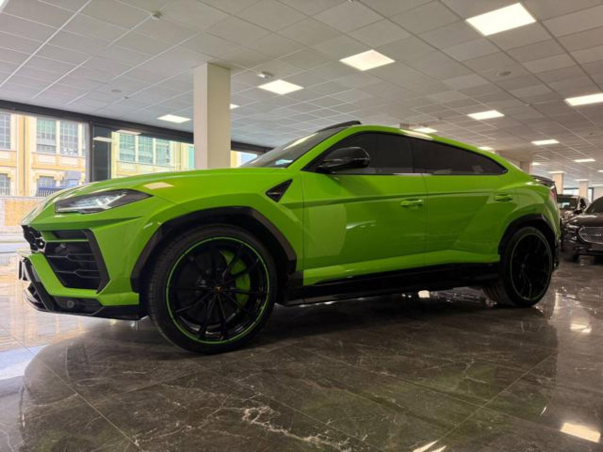 Lamborghini Urus 4.0 Pearl Capsule (4)