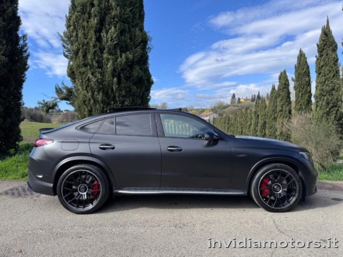 Mercedes-Benz GLC SUV 63 4Matic AMG (6)