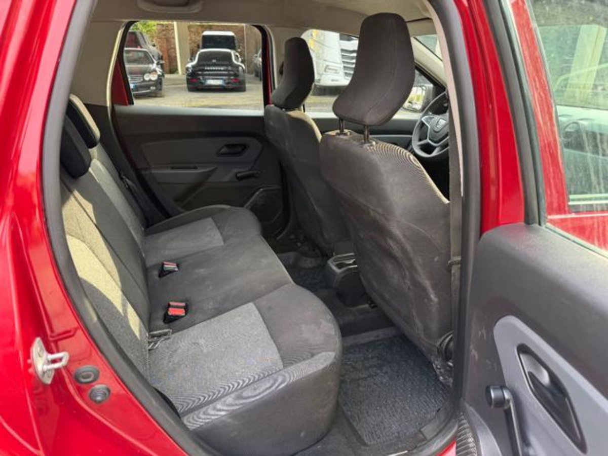 Dacia Duster 1.5 Blue dCi 8V 115 CV 4x2 Essential (10)