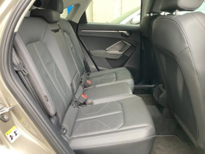 Audi Q3 Sportback 35 TDI quattro S tronic S line edition (16)
