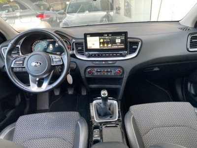 Kia XCeed 1.6 CRDi 115 CV Style (12)