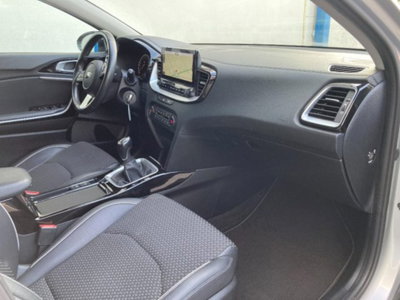 Kia XCeed 1.6 CRDi 115 CV Style (14)