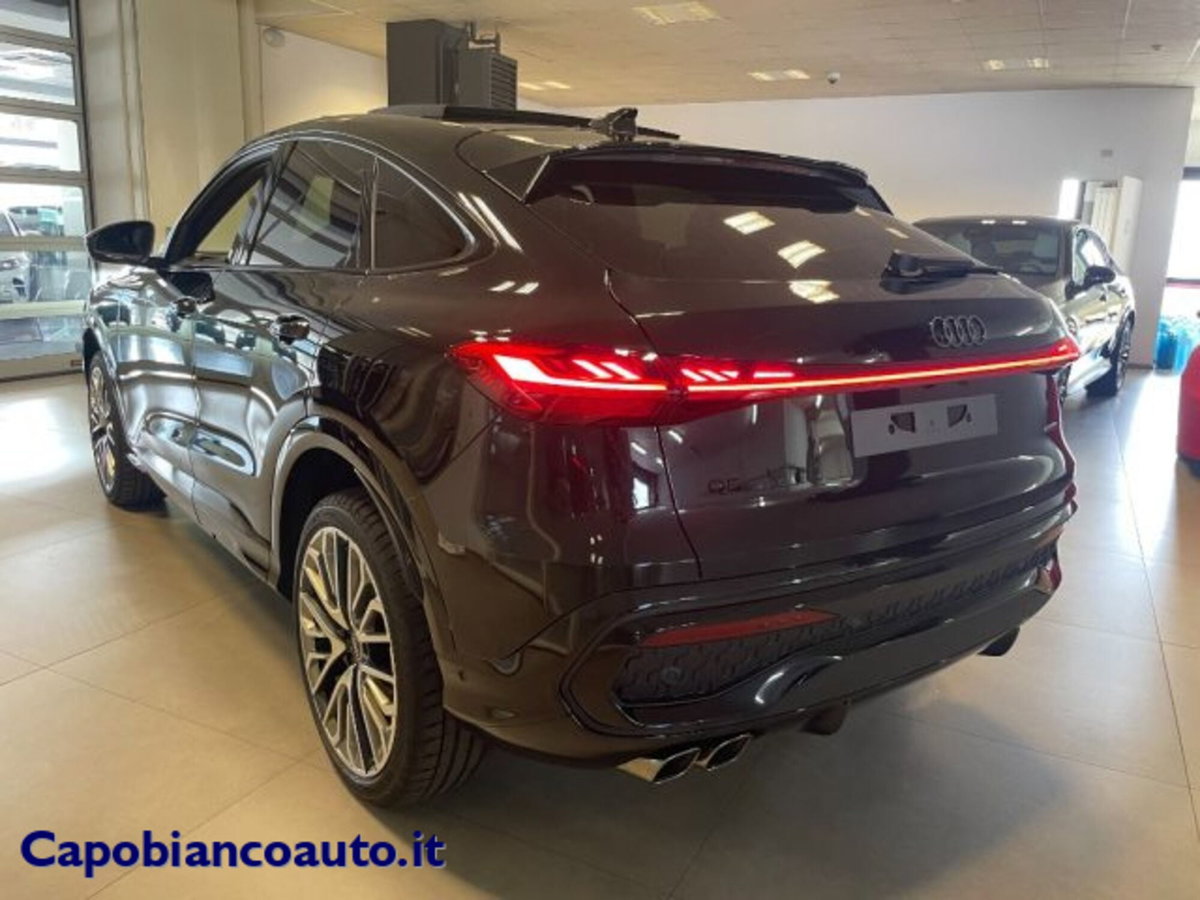 Audi Q5 Sportback 40 2.0 tdi mhev 12V S line Plus quattro s-tronic (5)