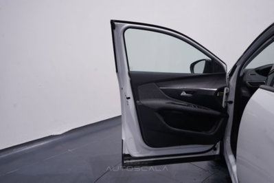 Peugeot 3008 BlueHDi 130 S&S EAT8 Active Pack (9)