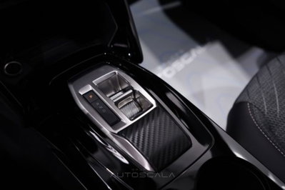Peugeot 2008 1.2 hybrid Allure 145cv e-dcs6 (14)