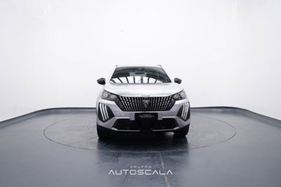 Peugeot 2008 1.2 hybrid Allure 145cv e-dcs6 (2)