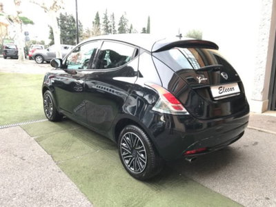 Lancia Ypsilon 1.0 FireFly 5 porte S&S Hybrid Gold Plus (4)