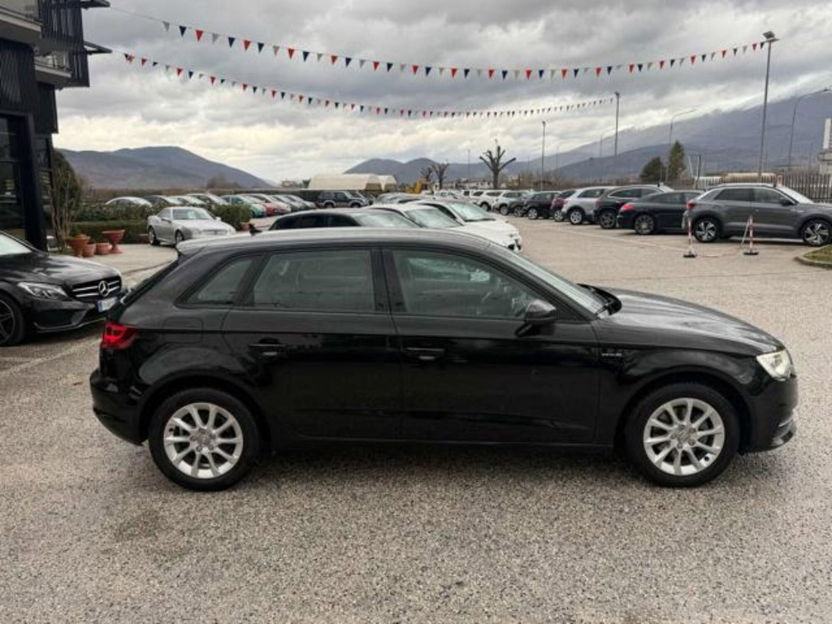 Audi A3 Sportback 1.6 TDI clean diesel S tronic Ambition (3)