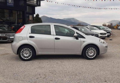 Fiat Punto 1.3 MJT II 75 CV 5 porte Lounge (10)
