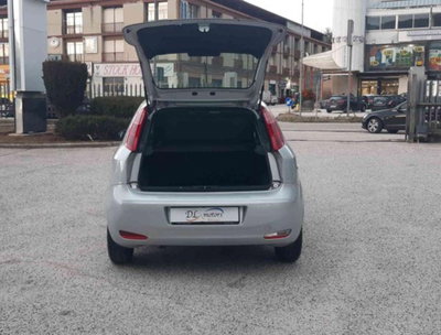 Fiat Punto 1.3 MJT II 75 CV 5 porte Lounge (12)