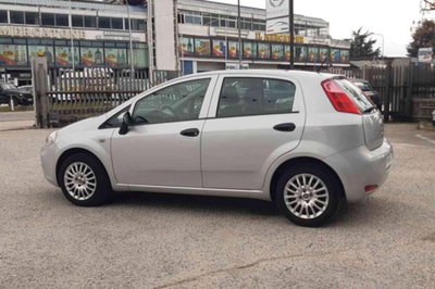 Fiat Punto 1.3 MJT II 75 CV 5 porte Lounge (6)