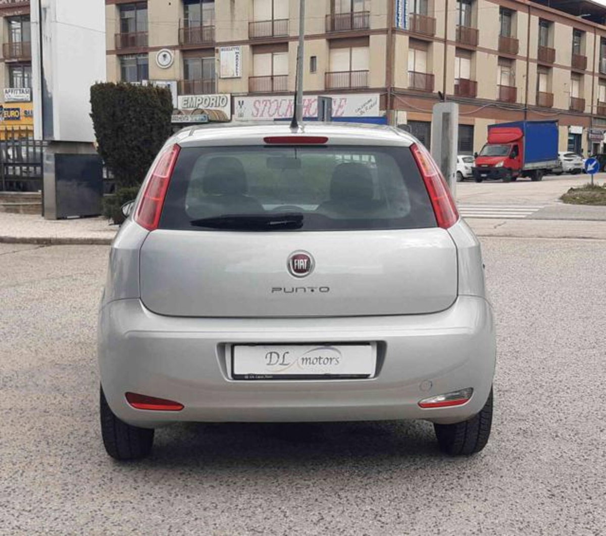 Fiat Punto 1.3 MJT II 75 CV 5 porte Lounge (8)