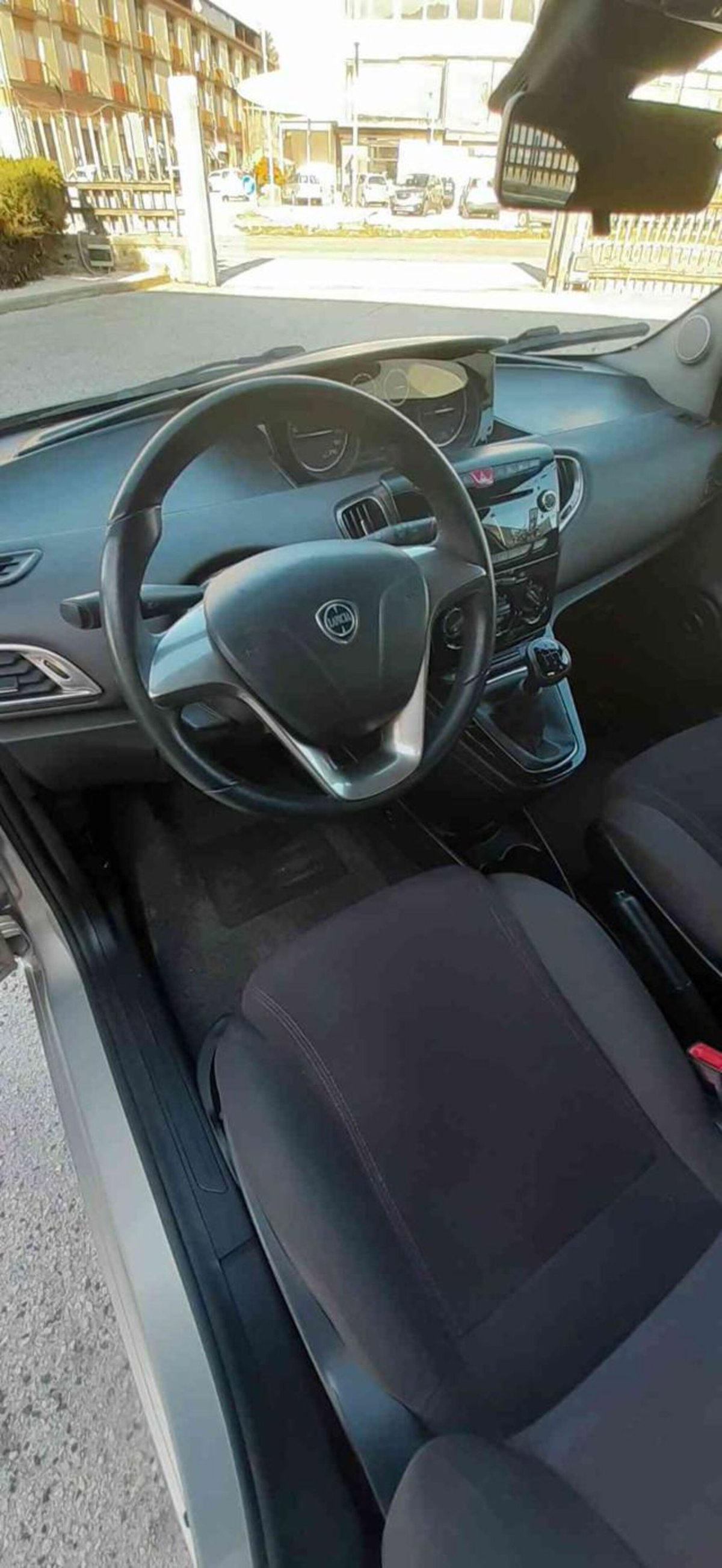 Lancia Ypsilon 1.3 MJT 16V 95 CV 5 porte S&S Gold (17)