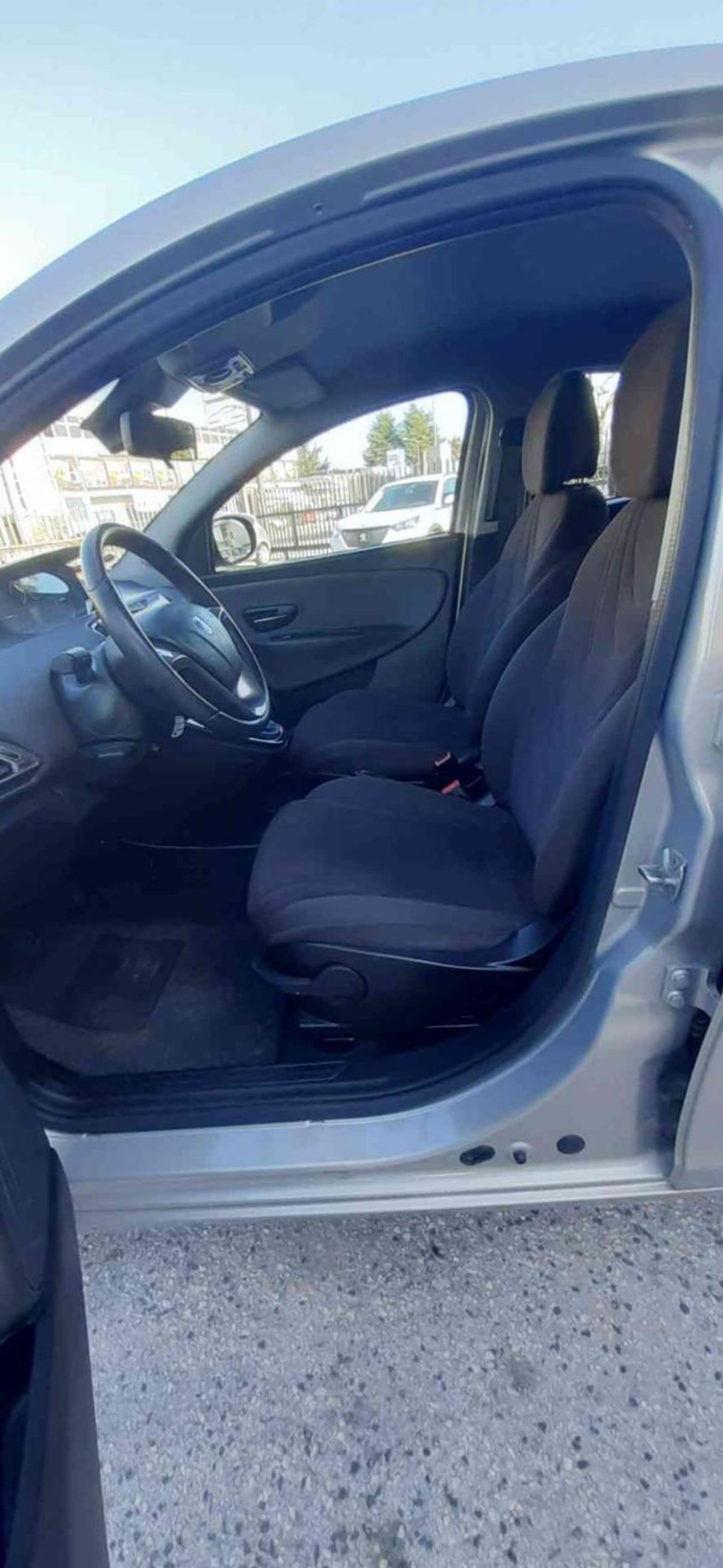 Lancia Ypsilon 1.3 MJT 16V 95 CV 5 porte S&S Gold (18)