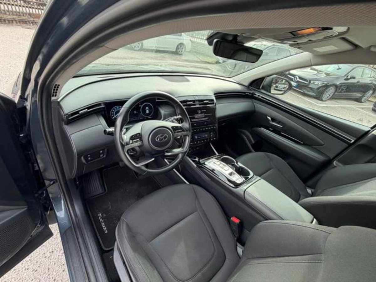 Hyundai Tucson 1.6 hev Xline 4wd auto (13)