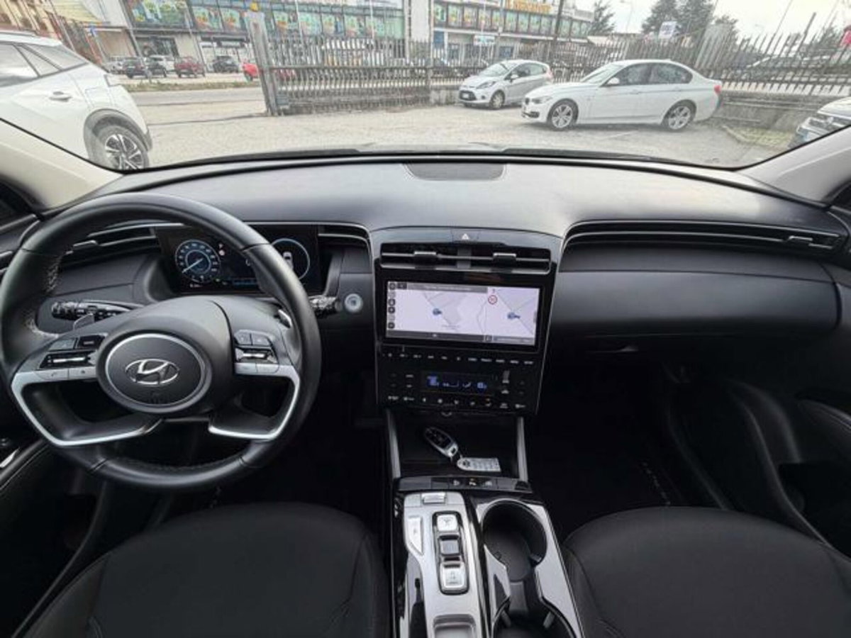 Hyundai Tucson 1.6 hev Xline 4wd auto (18)